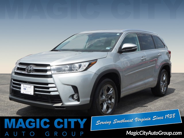 Pre Owned 2019 Toyota Highlander Limited Platinum Awd